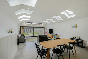 Dining area- click for photo gallery